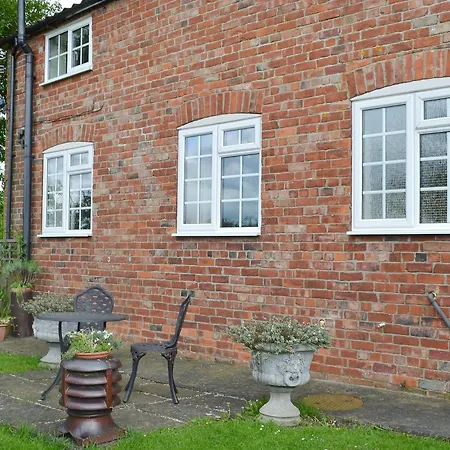 Summertree Farm The Granary * Thornton Dale