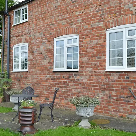 Summertree Farm The Granary *